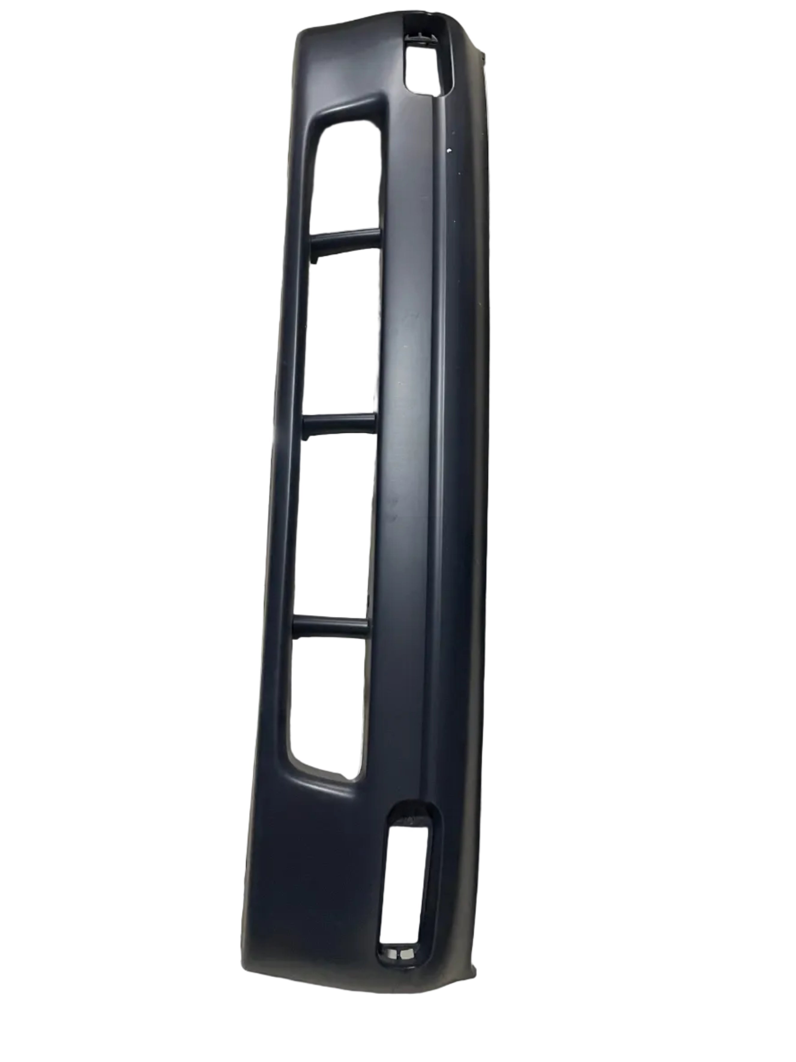 Parachoques delanteros Nissan bluebird u13